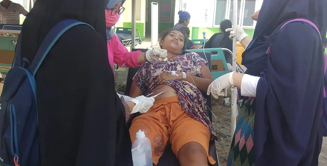 Одна из пострадавших на острове Сулавеси. Фото: Reuters
