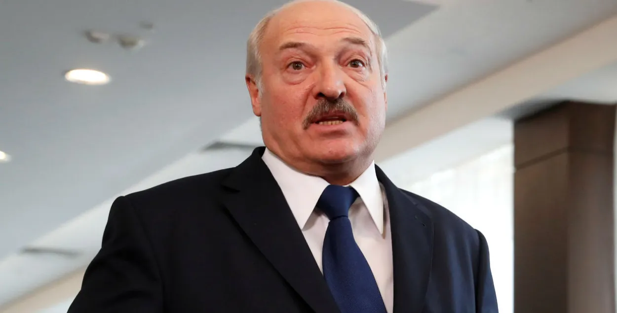 Лукашэнка — еўракамісару: "За беларускі кірунак... вы можаце не турбавацца"