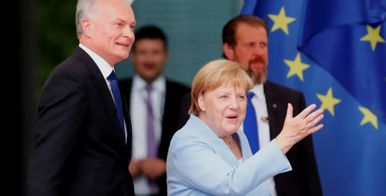 Гитанас Науседа и Ангела Меркель / Reuters 