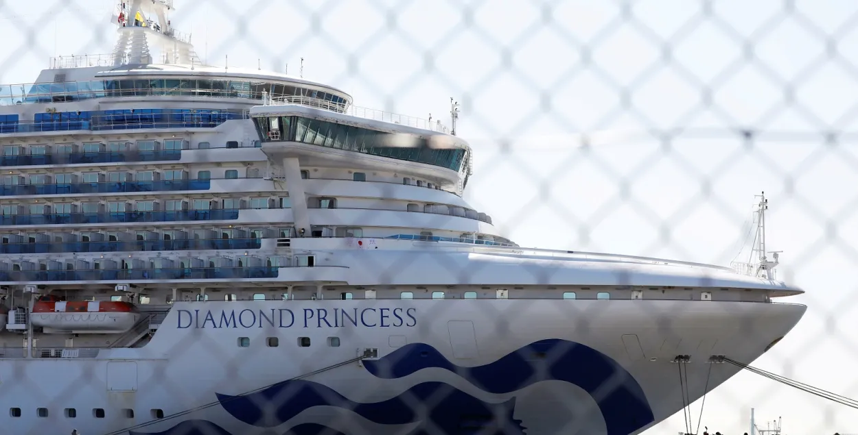 Лайнер&nbsp;Diamond Princess на карантыне ў порце Ёкагамы / Reuters