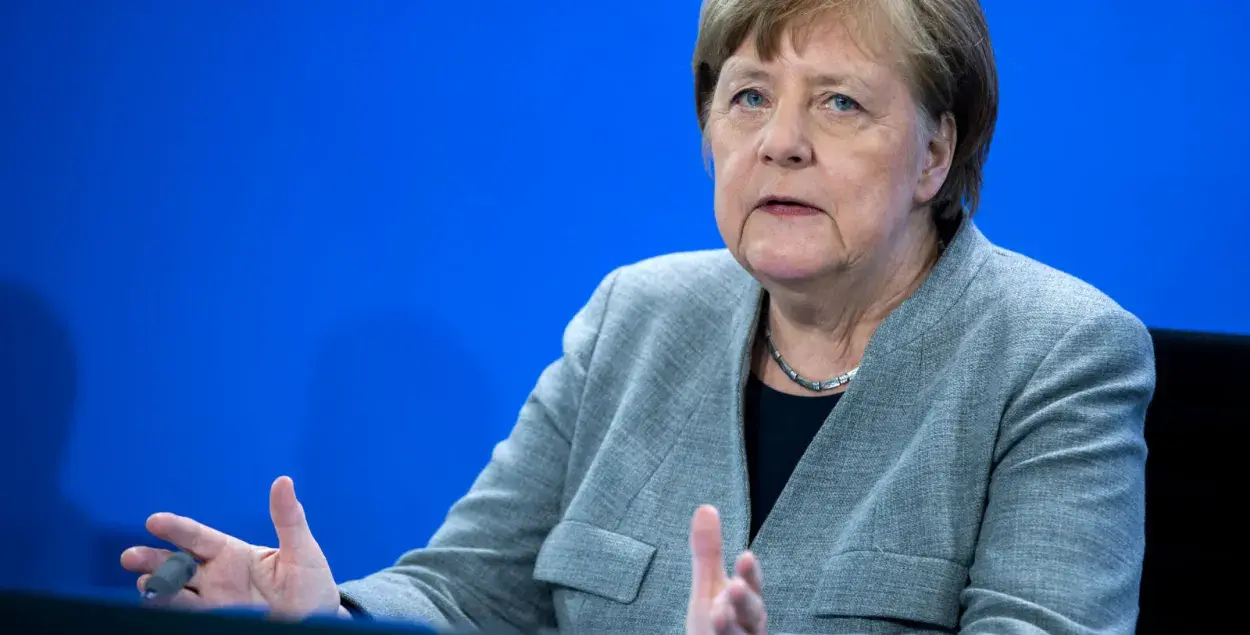 Ангела Меркель озвучивает концепцию, 15 апреля / Reuters​