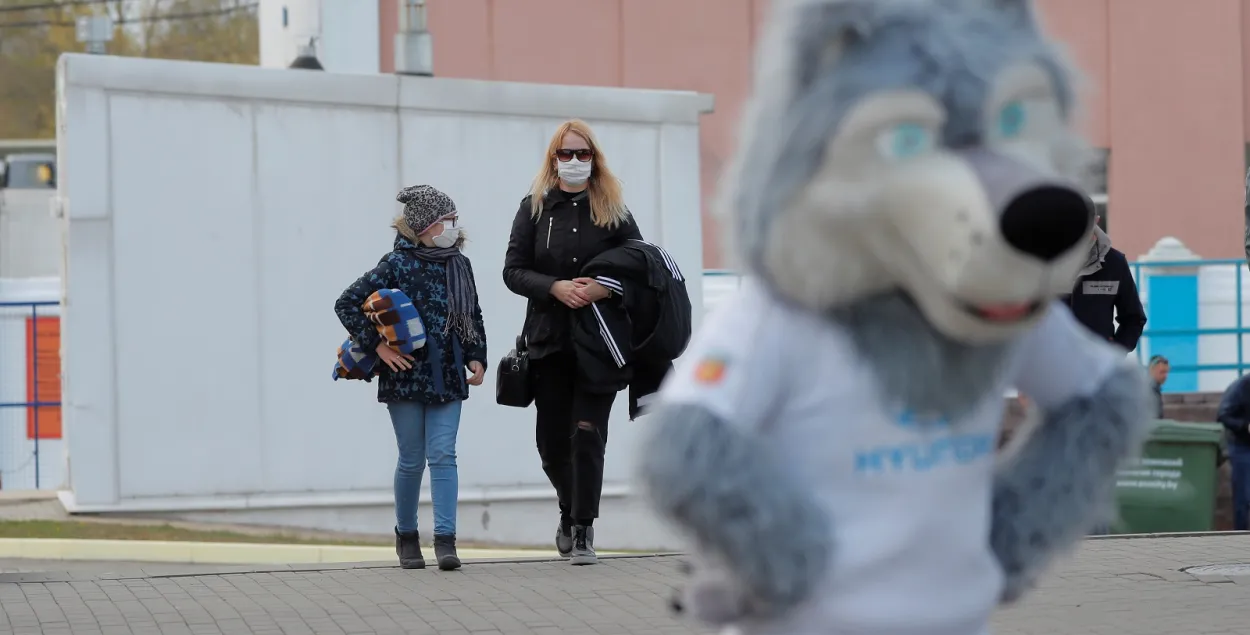 Белорусов становится всё меньше и меньше / Reuters​