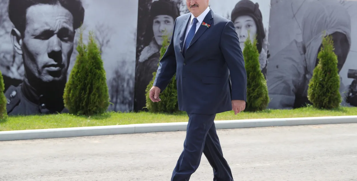 Мінчук у відэазвароце згадаў фантазіі Лукашэнкі і "прадпрыемствы-зомбі"
