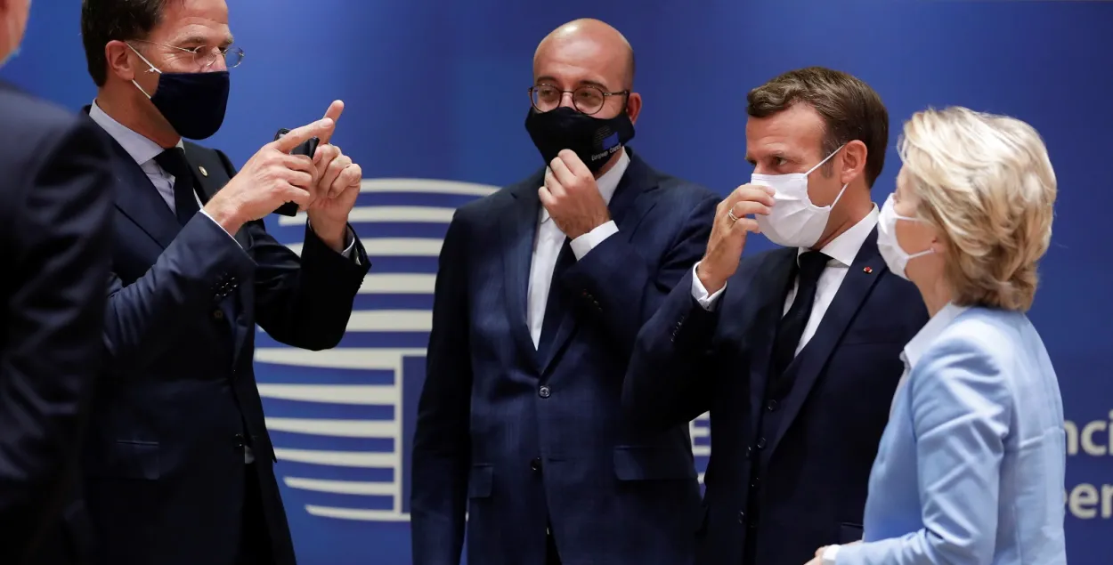 Лидеры стран ЕС достигли согласия о финансовой помощи на четвёртый день переговоров / Reuters​
