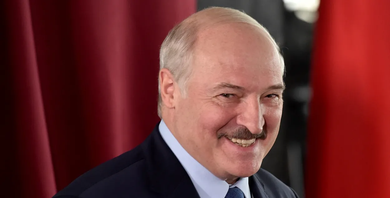 Александр Лукашенко на избирательном участке / Еврорадио​