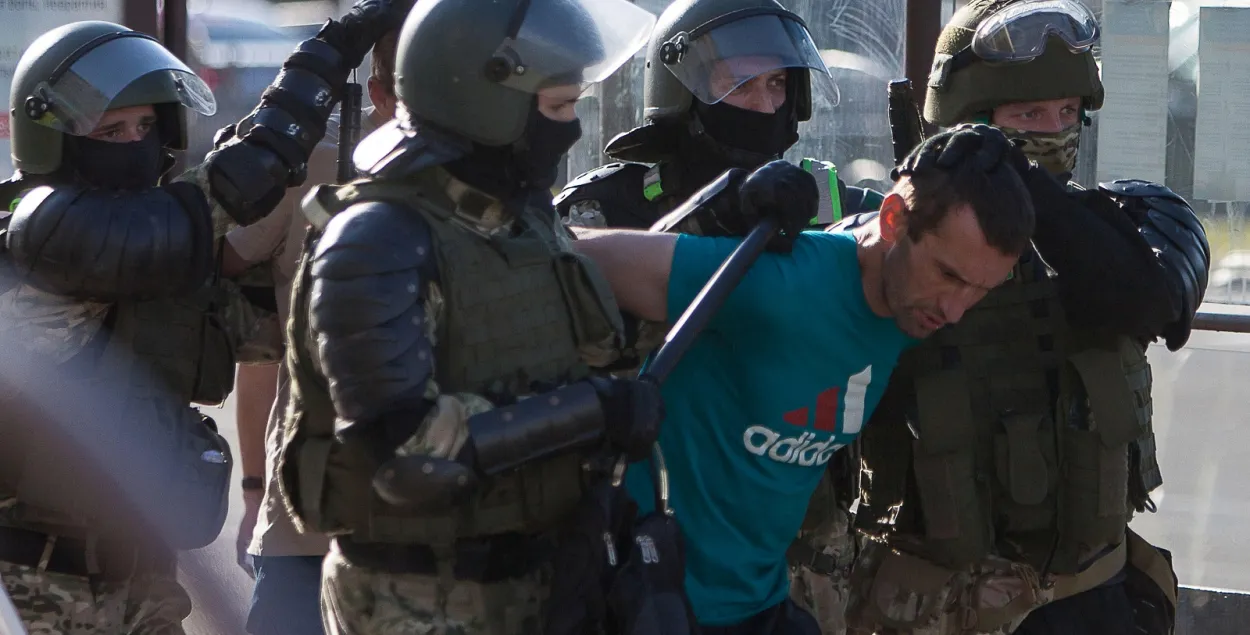 Во время разгона протестной акции в Беларуси / Reuters​
