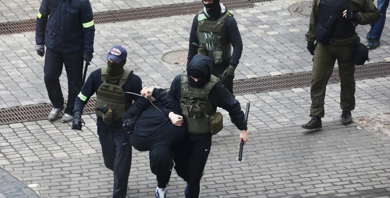 Задержание в Минске, 8 ноября 2020-го / Reuters