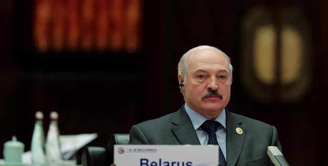 Александр Лукашенко,&nbsp;вероятно, не ожидал, что санкции будут так стремительно расширяться / Reuters