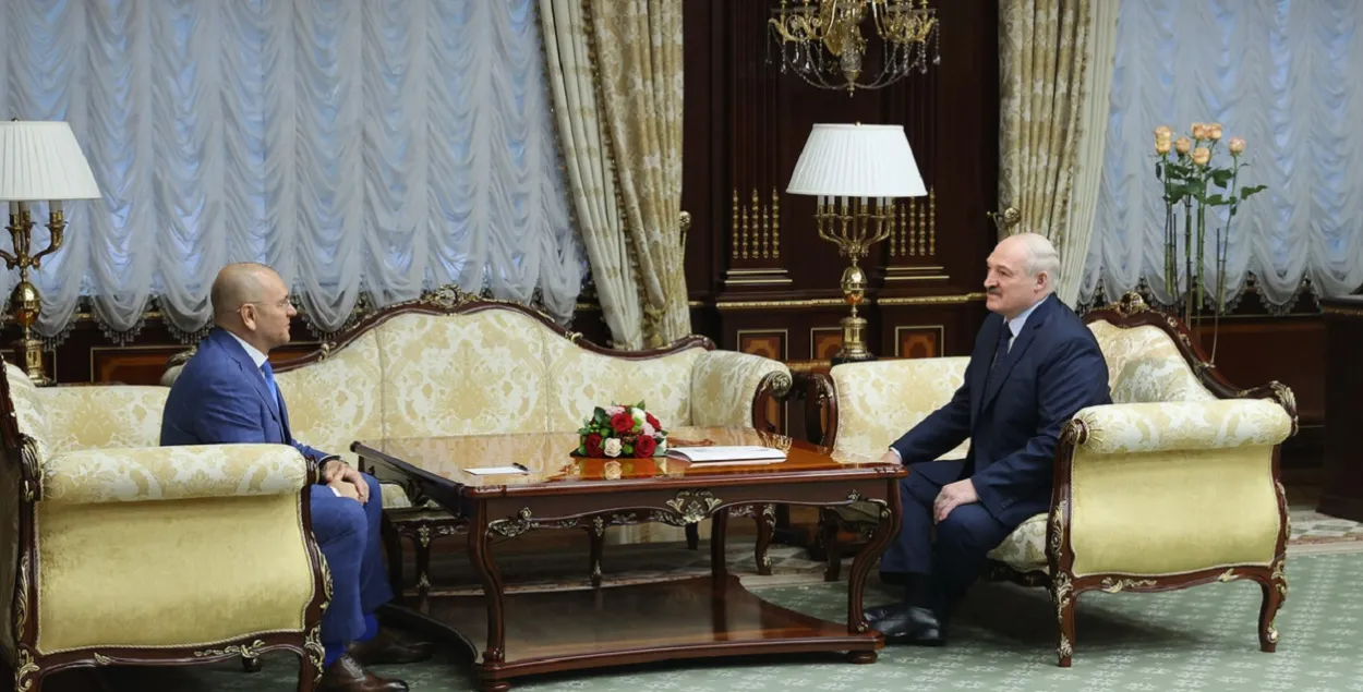 Yevheniy Shevchenko visiting Aliaksandr Lukashenka, April 2021 / president.gov.by

