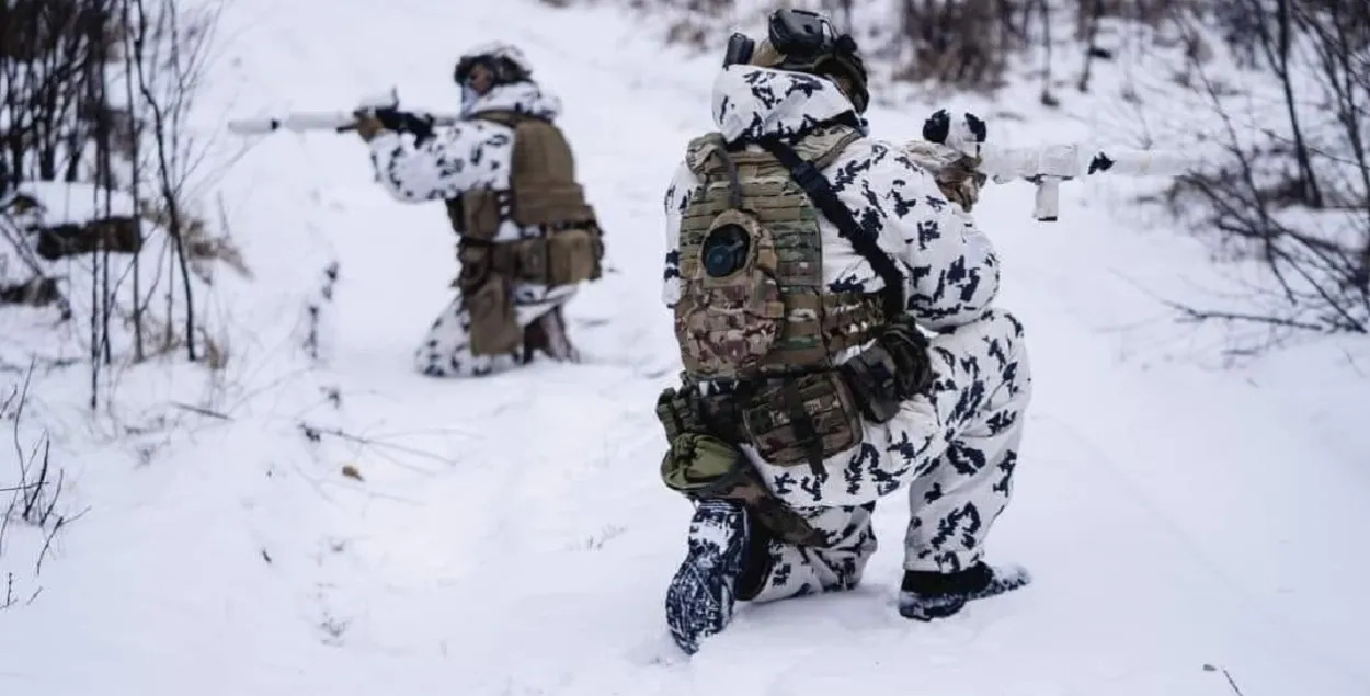 Бойцы Вооруженных сил Украины / https://www.facebook.com/GeneralStaff.ua/
