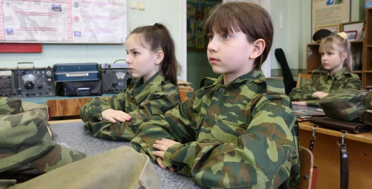Белорусских школьников обрабатывает воинственная пропаганда / t.me/modmilby/
