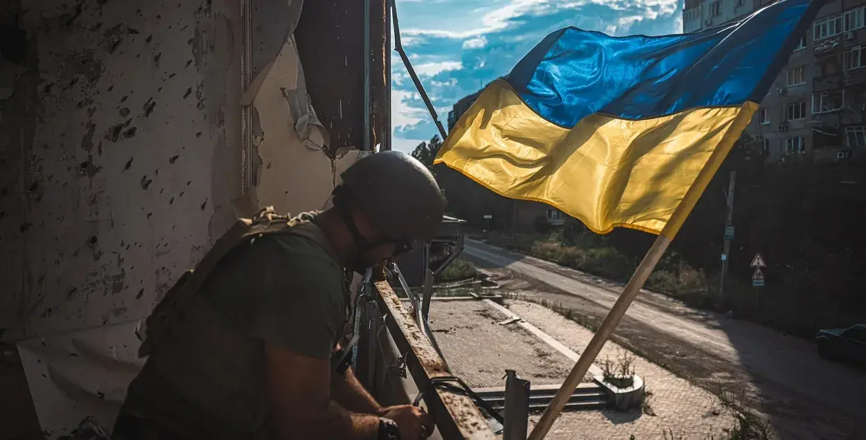 Флаг на освобожденной украинской земле / facebook.com/GeneralStaff.ua