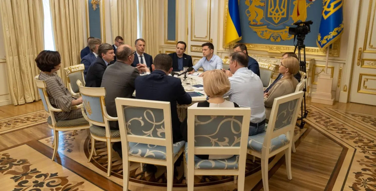 Во время встречи Зеленского с руководством Верховной Рады и лидерами фракций / president.gov.ua​