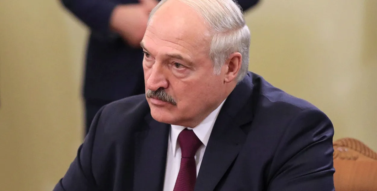Лукашенко открестился от собственной идеи сократить декретный отпуск