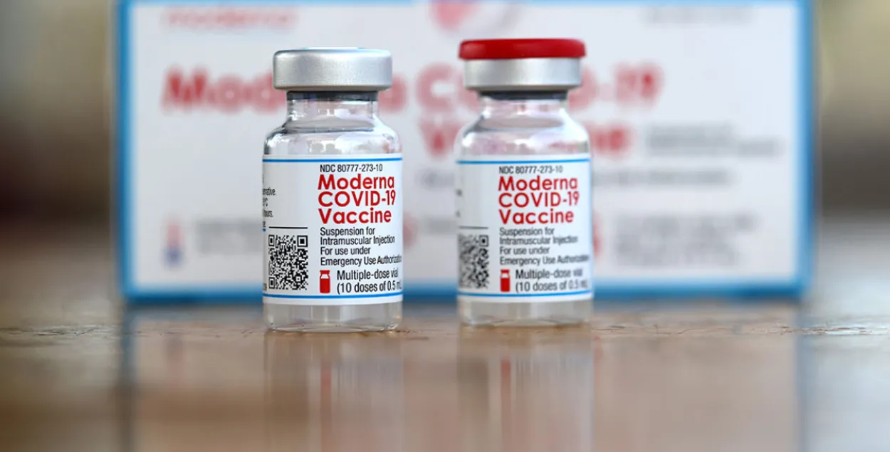 Украина получила бесплатно почти 3 миллиона доз вакцины Moderna