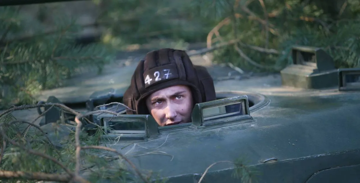 Белорусский военный на украинской границе / Минобороны РБ