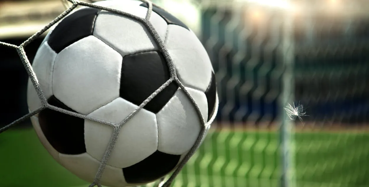 Відэа: італьянскі футбаліст забіў фантастычны гол пяткай