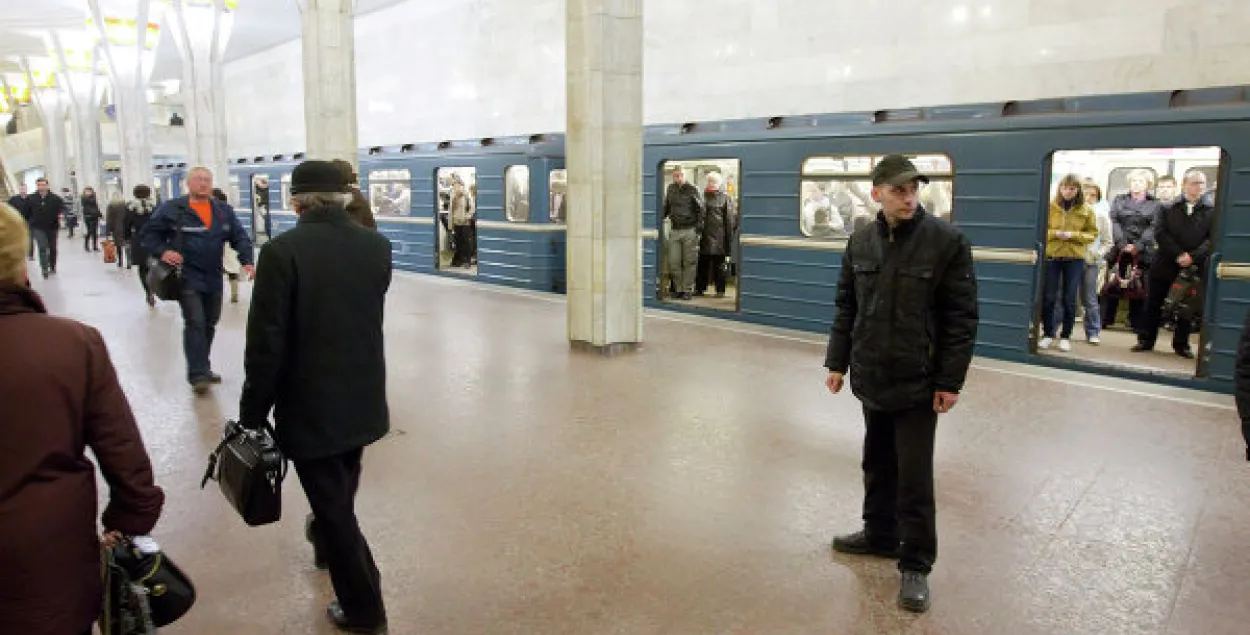 На станцыях мінскага метро “Купалаўская” і “Кастрычніцкая” з’явіцца Wi-Fi