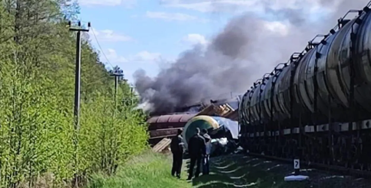 Взрыв на железной дороге в Брянской области / t.me/astrapress/
