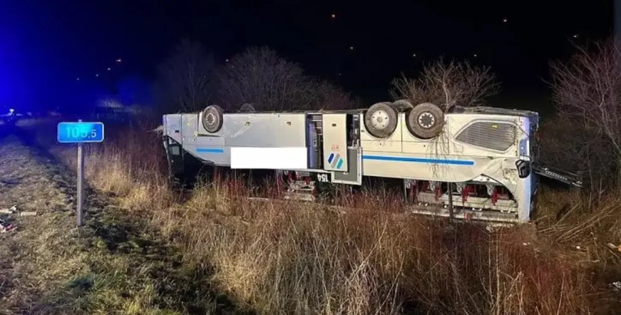 Автобус с белорусами попал в аварию / полиция Германии
