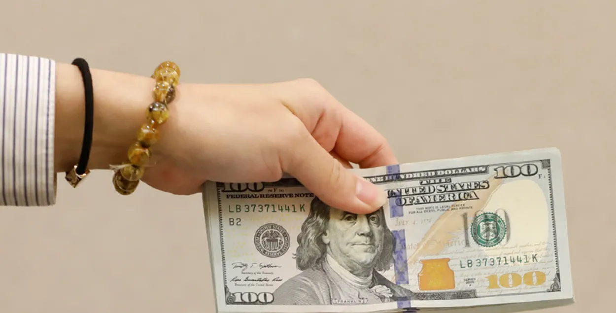 19 лютага ў Беларусі выраслі курсы долара і расійскага рубля