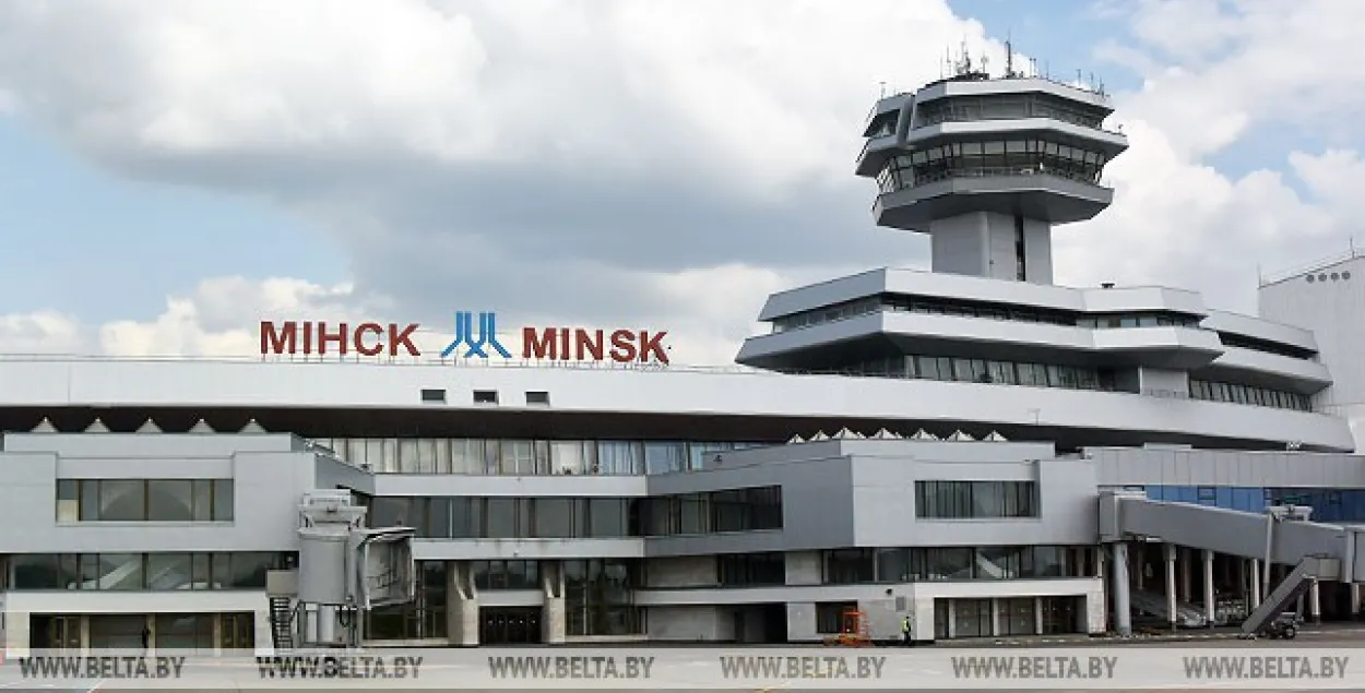 Нацыянальны аэрапорт "Мінск" з 1 траўня мяняе правілы дагляду ручной паклажы