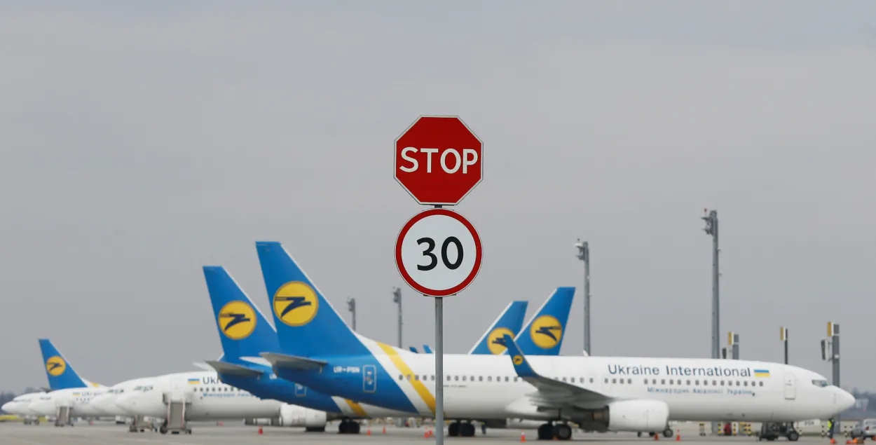 Украіна спыняе авіязносіны з Беларуссю з поўначы 26 траўня / Reuters​