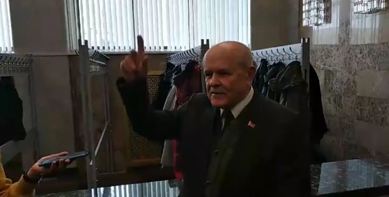Леонид Анфимов в Палате представителей, скриншот видео​