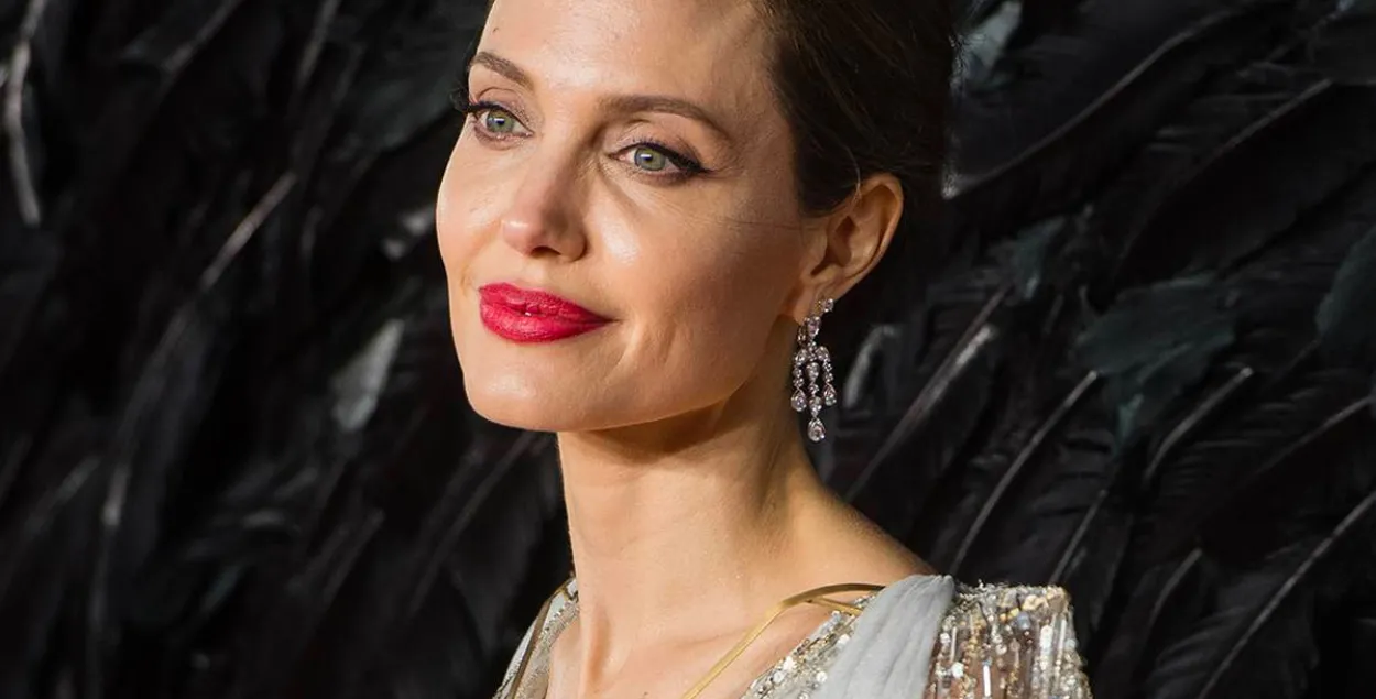Акаўнт Анджаліны Джолі ў Instagram сабраў 2 мільёны падпісчыкаў за тры гадзіны