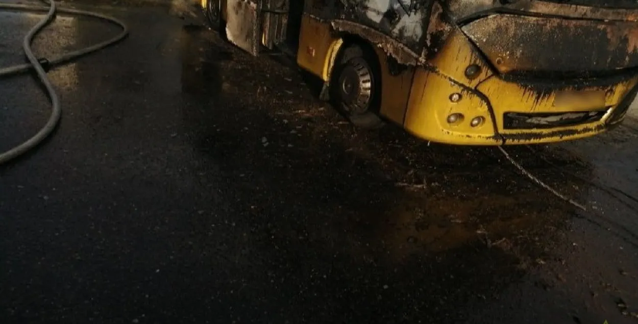 Пожар школьного автобуса в Климовичах / mchs.gov.by​