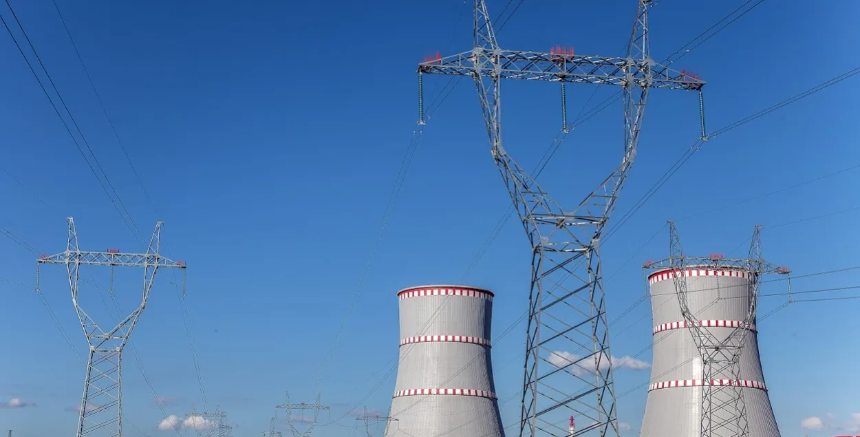 Украина временно откажется от электроэнергии из Беларуси и России 