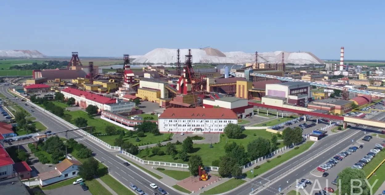 За полгода объем белорусского экспорта сократился на 30% — ЕАБР