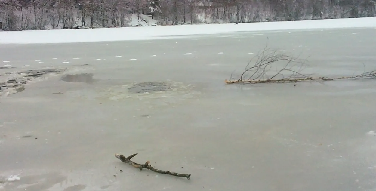Рыбак праваліўся пад лёд на вадасховішчы пад Быхавам