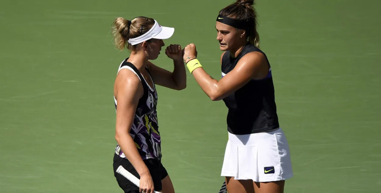 Сабаленка і Мертэнс прайгралі стартавы матч на выніковым турніры WTA