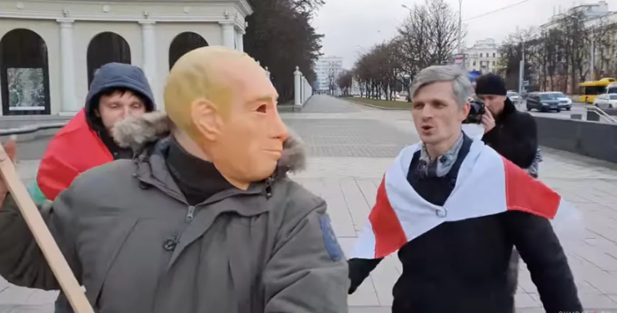 Перфоманс в Минске / Скриншот с видео