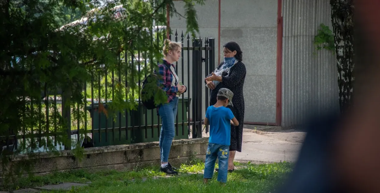 “Не снимайте нас”: как Еврорадио работало над лонгридом про беженцев из Чечни 