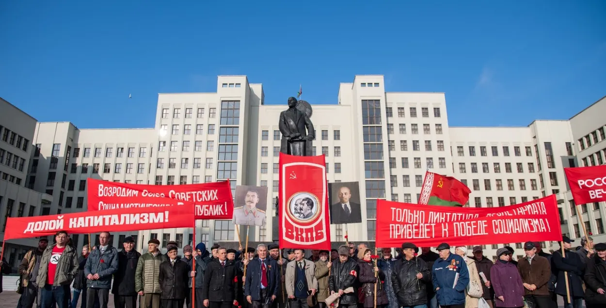 Back in USSR: Лукашенко хочет вернуть плановую экономику — чем это плохо?