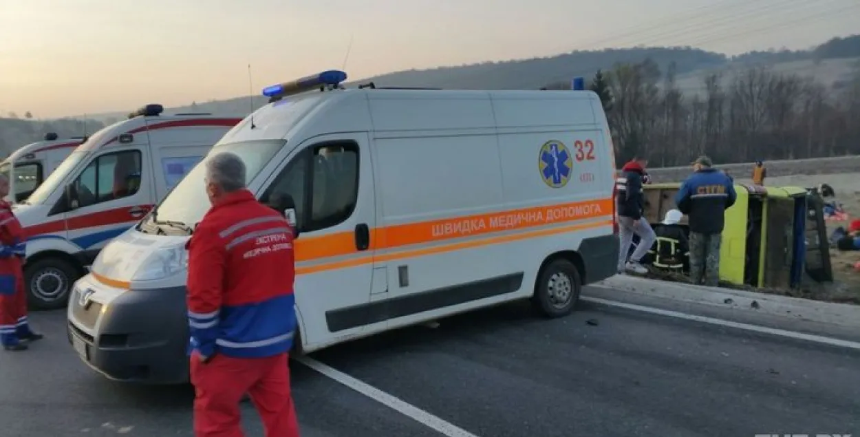 У Львоўскай вобласці ў ДТЗ трапіў аўтобус з беларусамі, ёсць загінулыя