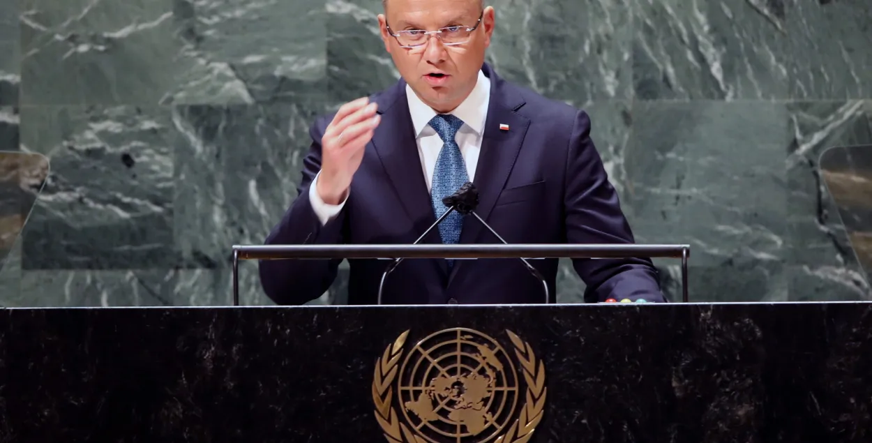 Президент Польши поднял в ООН тему миграционного кризиса на границе