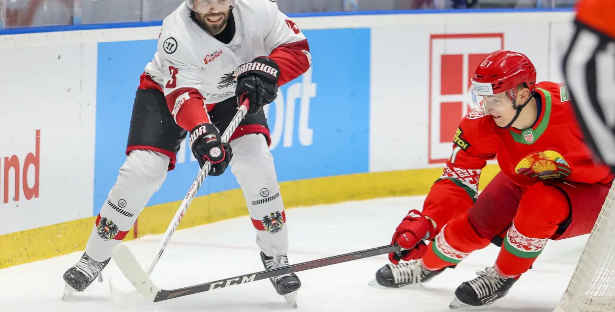 Хоккеисты сборной Беларуси выиграли матч олимпийской квалификации у Австрии