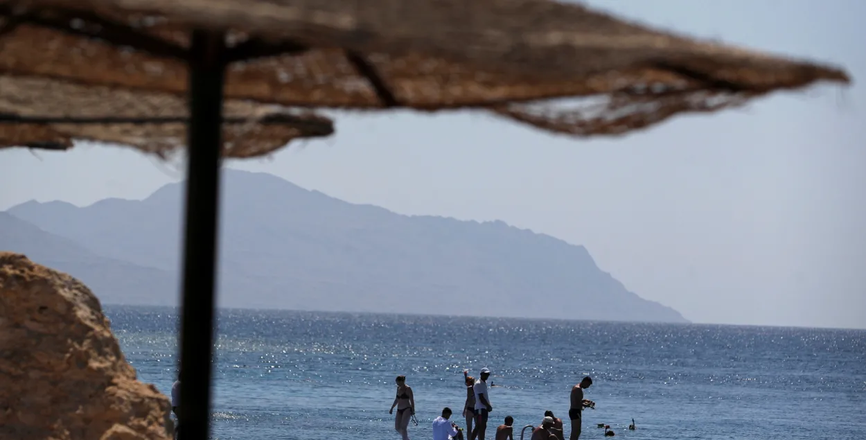 Турысты на беразе Чырвонага мора ў Егіпце​ / Reuters
