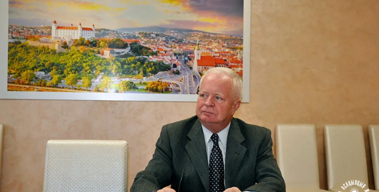 Посол Словакии в Беларуси ушёл в отставку из-за участия в параде 9 мая в Минске