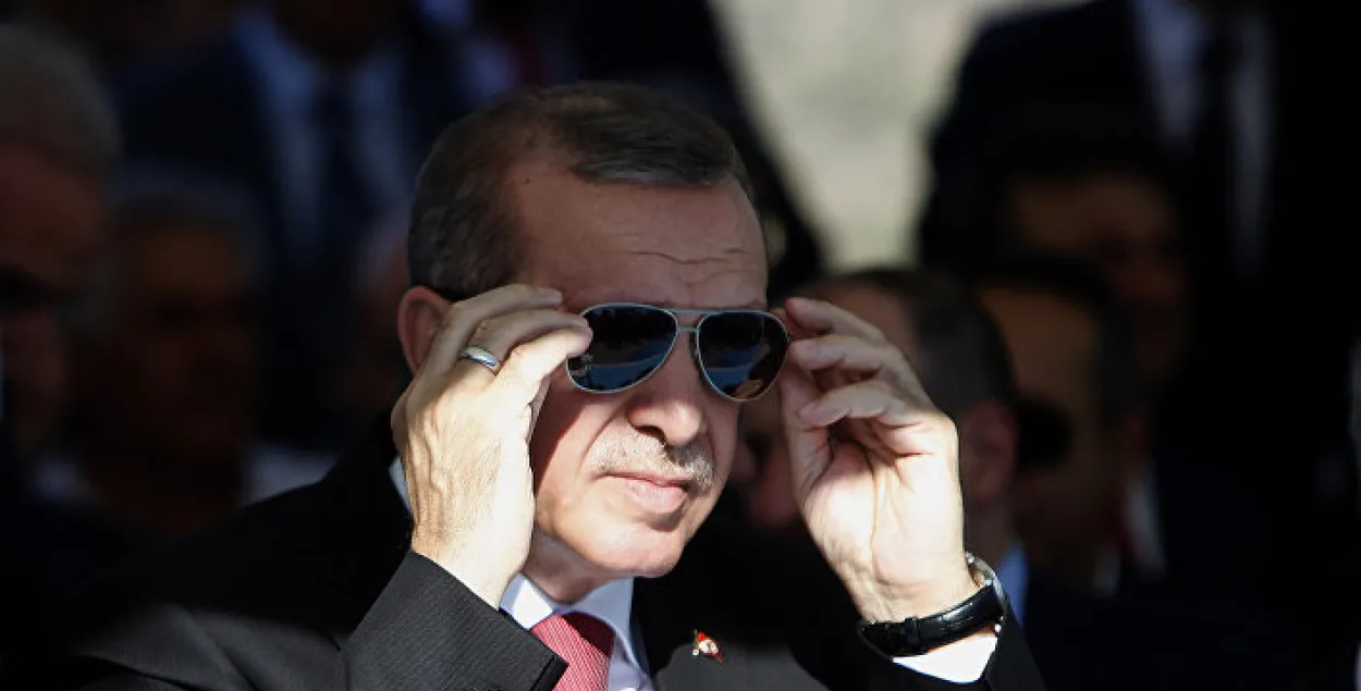 Прэзідэнт Турцыі Эрдаган страціў прытомнасць падчас малітвы ў мячэці