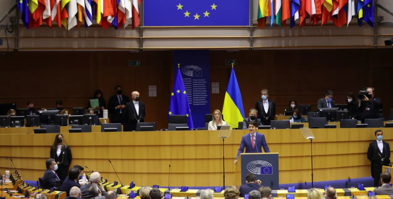 Европарламент поддержал кандидатуры Украины и Молдовы / Reuters