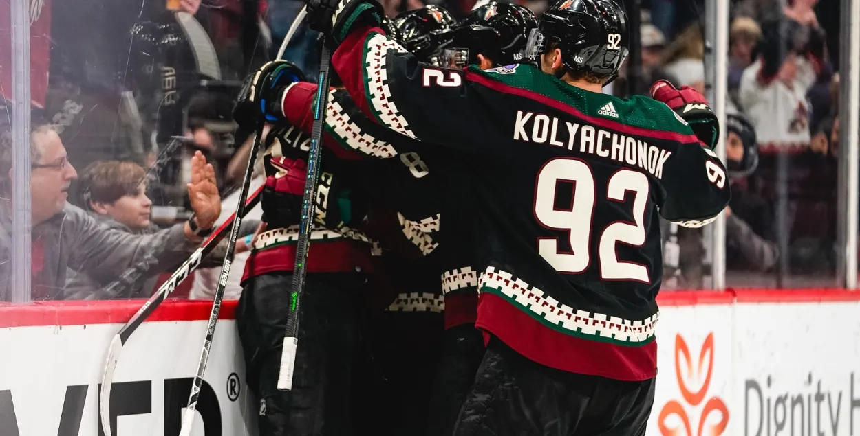 У НХЛ дэбютаваў беларус Уладзіслаў Калячонак