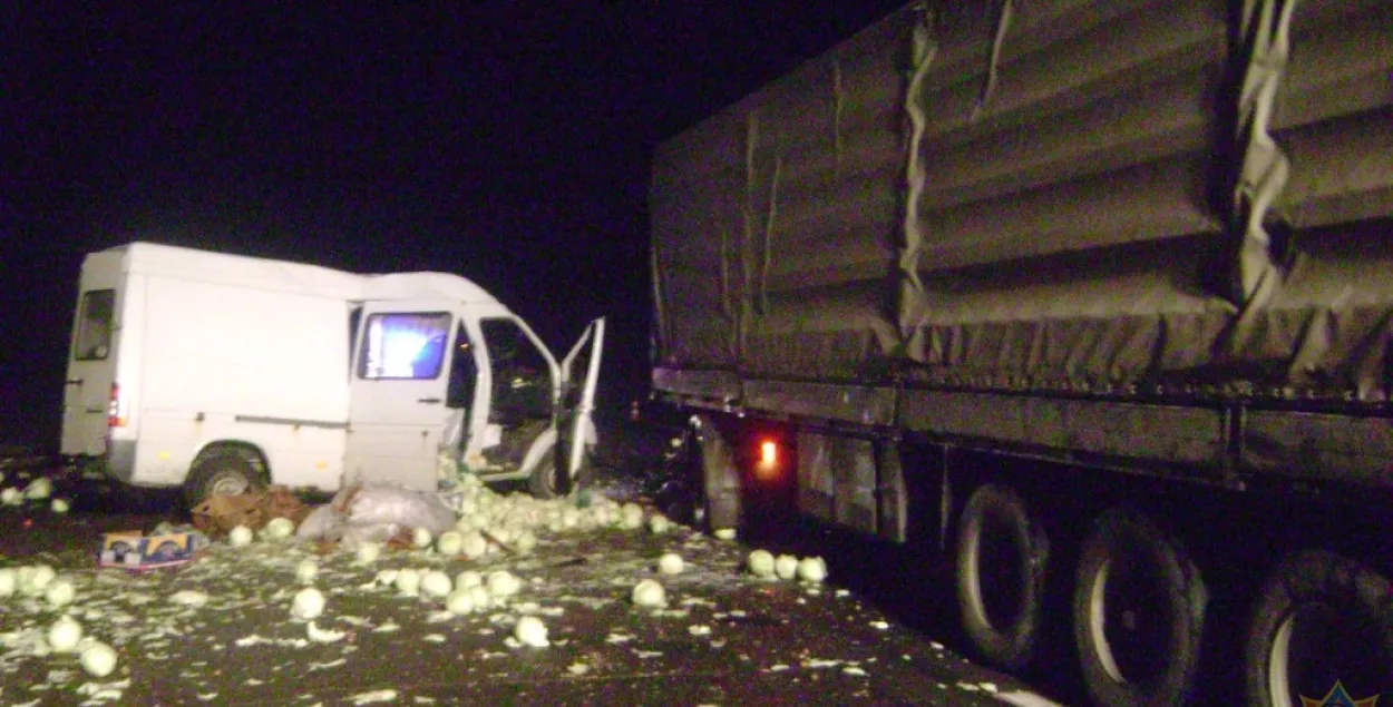 ДТП в Кировском районе: водитель погиб, пассажирка в больнице 