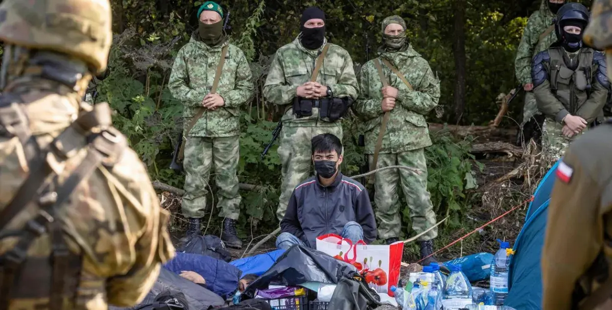 Але мігранты адмовіліся ўжываць зброю, кажуць у Латвіі / AFP
