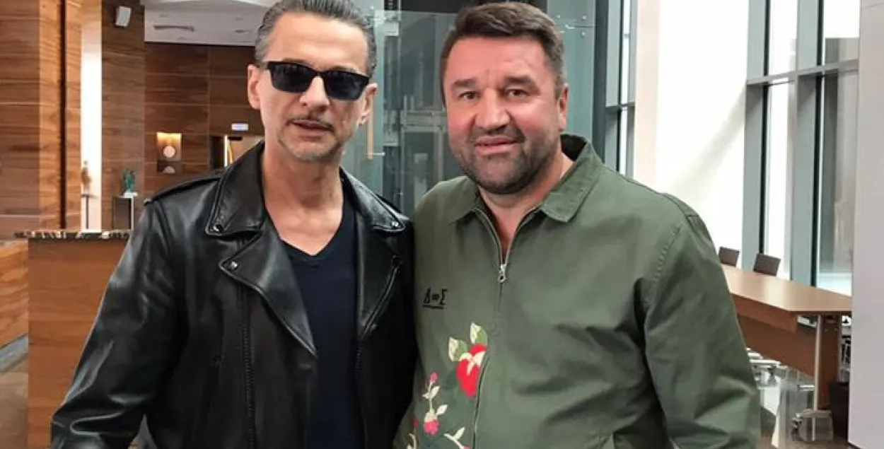 Лідар Depeche Mode Дэйв Гаан паляцеў з Мінска