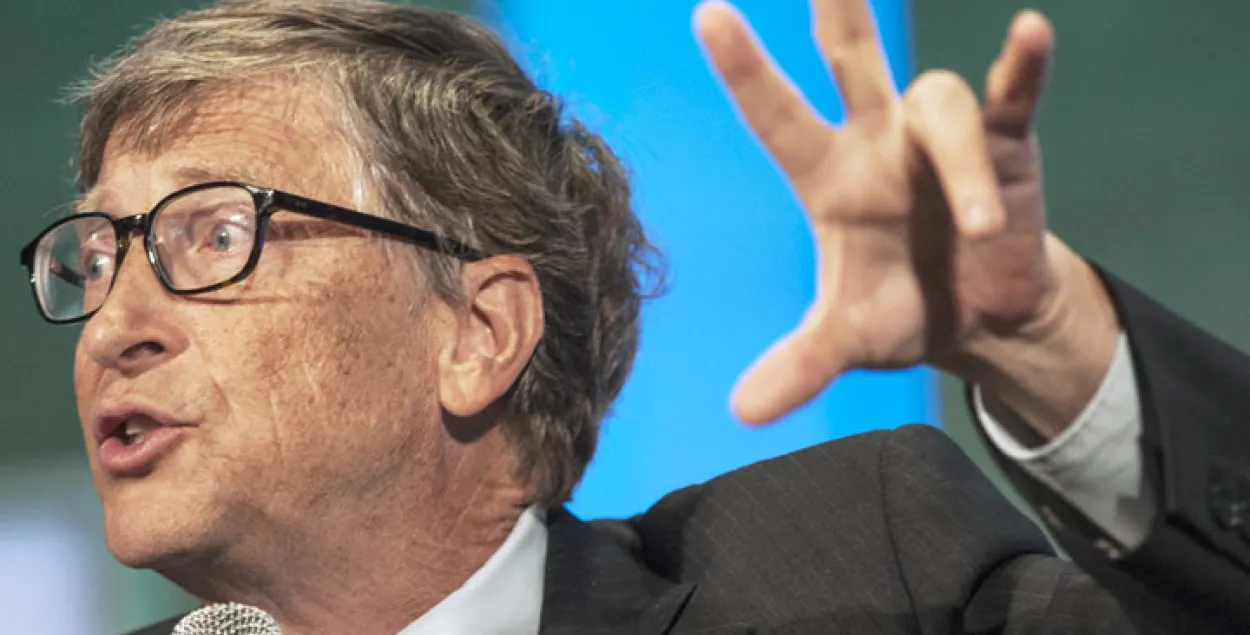 Билл Гейтс за день потерял и вернул звание самого богатого человека в мире