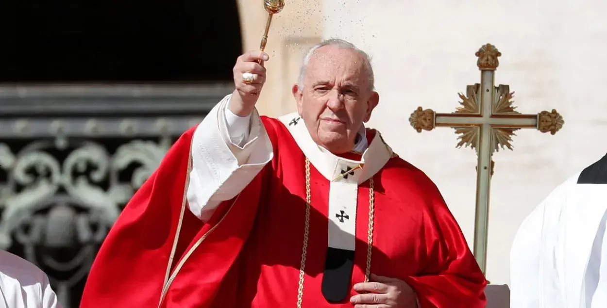 Папа Римский призвал к пасхальному перемирию в Украине